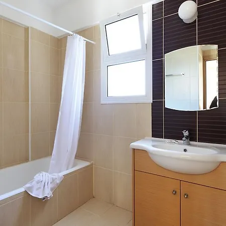 Adamou Gardens Apartmán Paphos